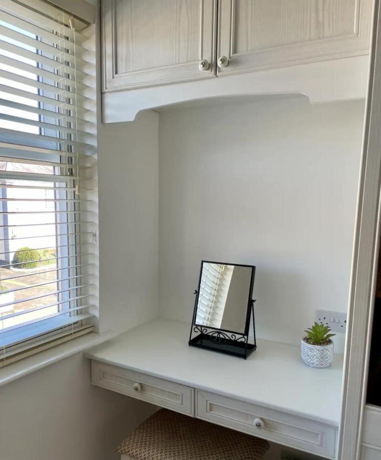 Stratford Upon Avon: 2 Bed Town Centre Apartment, Parking For One Car Ngoại thất bức ảnh