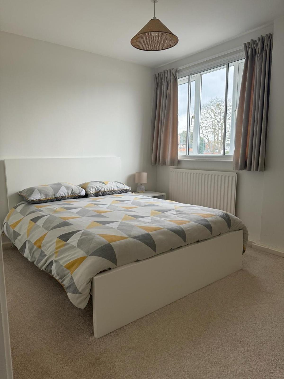 Stratford Upon Avon: 2 Bed Town Centre Apartment, Parking For One Car Ngoại thất bức ảnh